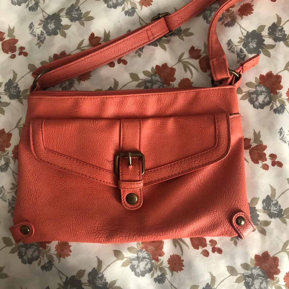 AMERICAN EAGLE Corral Crossbody!